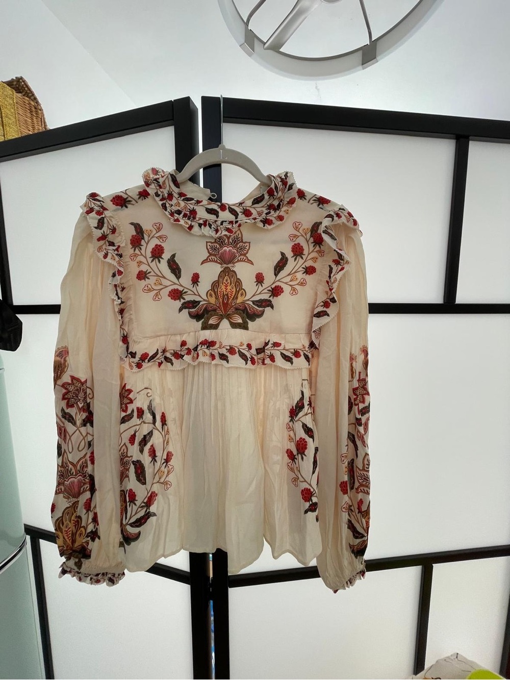 ๐๐FARM Rio Cream Boho Embroidered Peasant Blouse with Floral Yoke - Picture 2 of 6